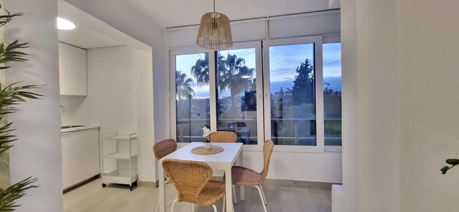 Apto Aloha Beach Marbella 0*,  Hiszpania